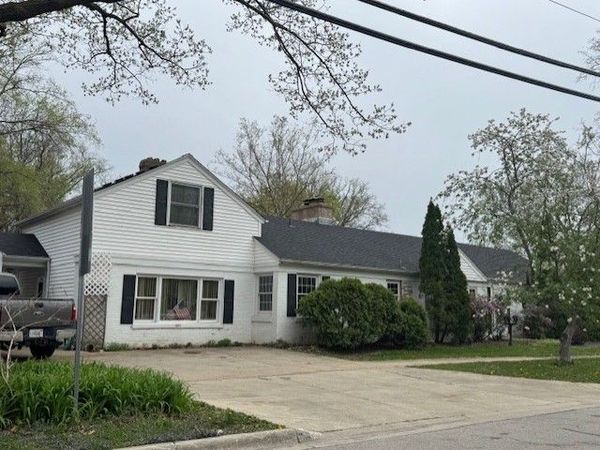 1010 E Illinois Street, Wheaton, IL 60187