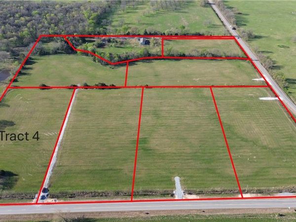 HWY Ar-102, Gravette, AR 72736