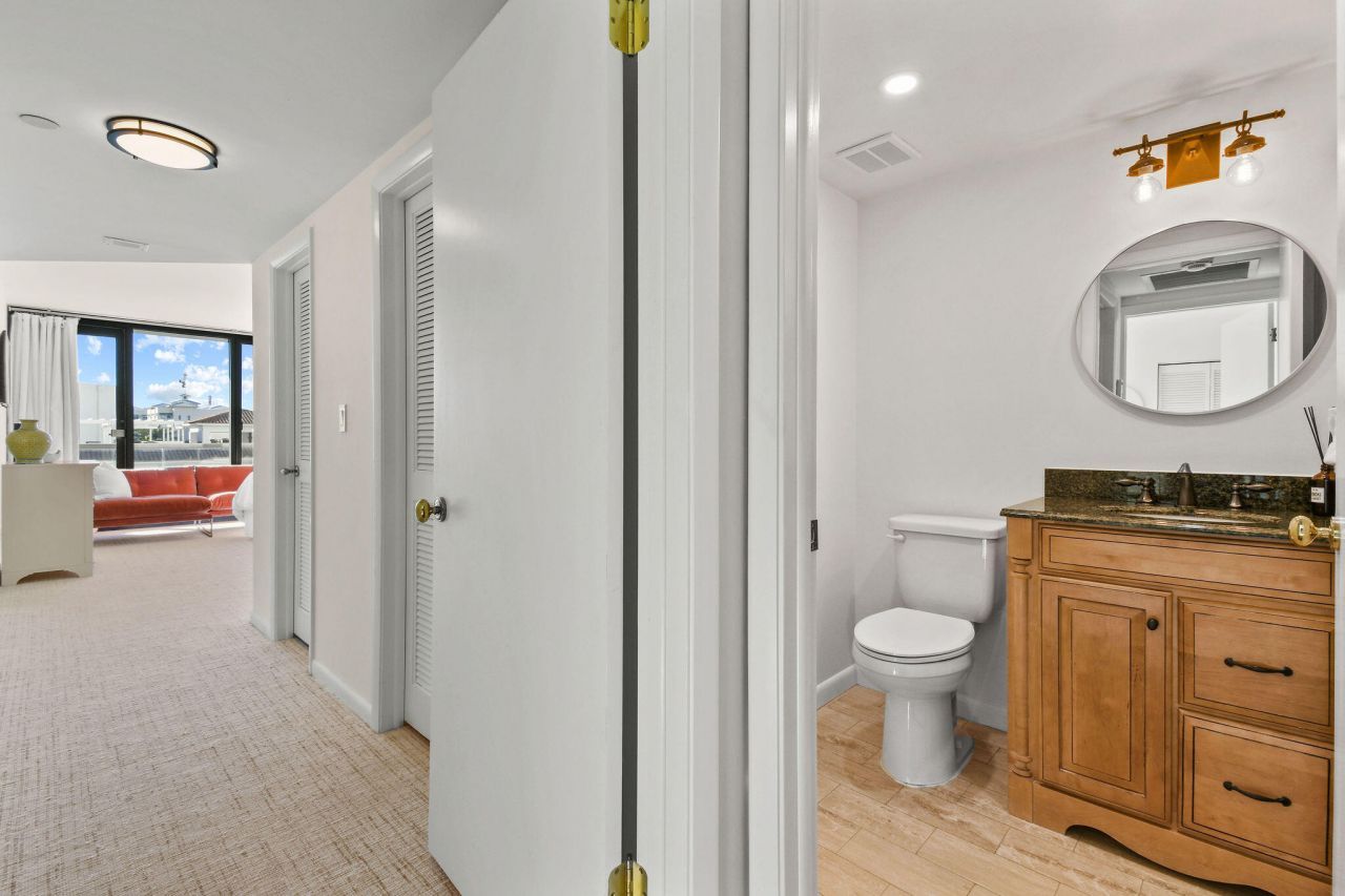 529 S Flagler Drive, Unit 9h, West Palm Beach, FL 33401 Photo