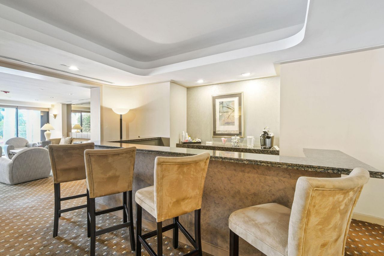 529 S Flagler Drive, Unit 9h, West Palm Beach, FL 33401 Photo