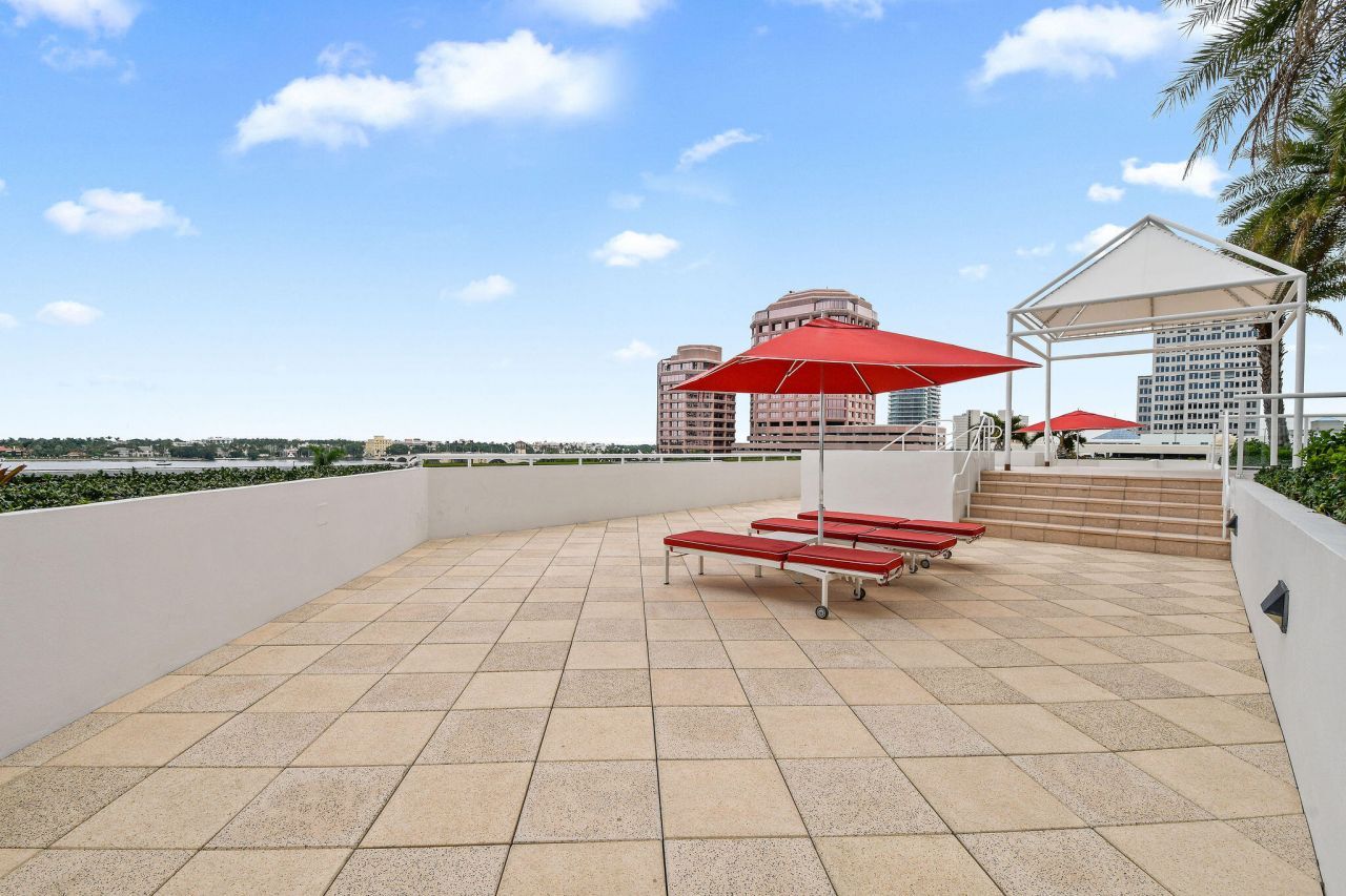 529 S Flagler Drive, Unit 9h, West Palm Beach, FL 33401 Photo