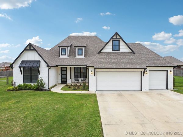 1992 E 173rd Street S, Mounds, OK 74047