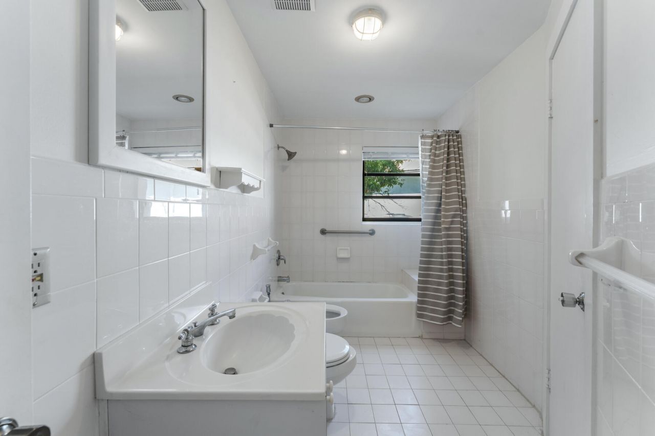 184 Bahama Avenue, Key Largo, FL 33037 Photo