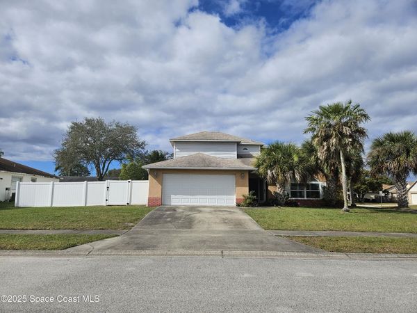813 Pine Shadows Avenue, Rockledge, FL 32955