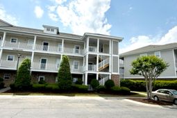 224 Castle Dr. photo 4