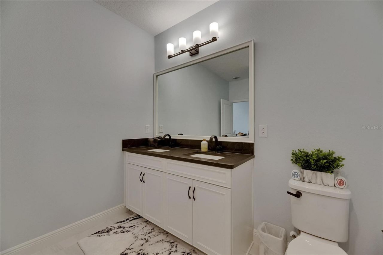 14421 Swiss Bridge Drive, Lithia, FL 33547 Photo