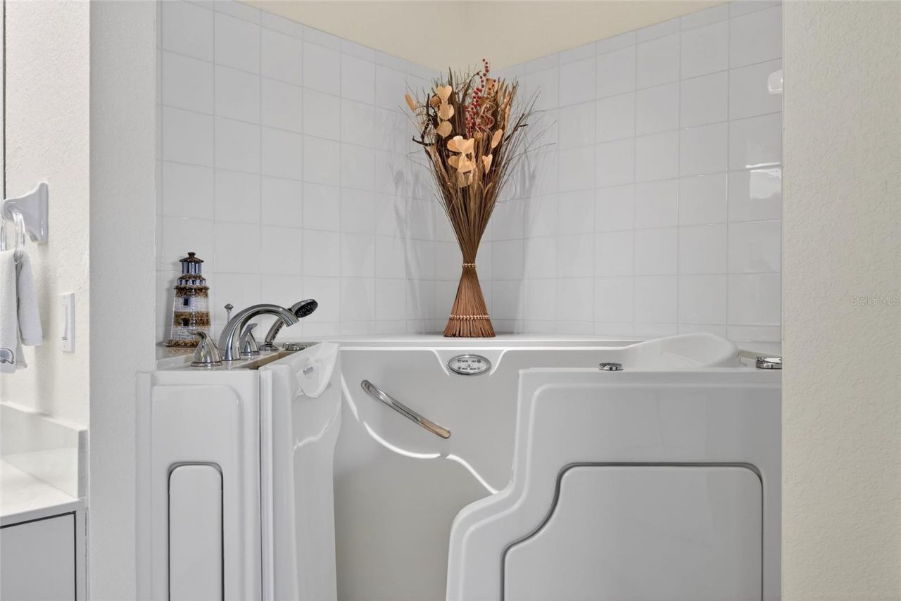 1326 Wesley Drive, Unit 132, Punta Gorda, FL 33950 Photo