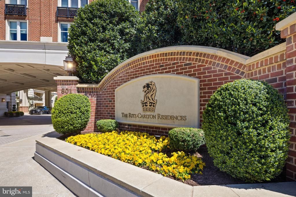 801 KEY HIGHWAY, BALTIMORE, MD 21230