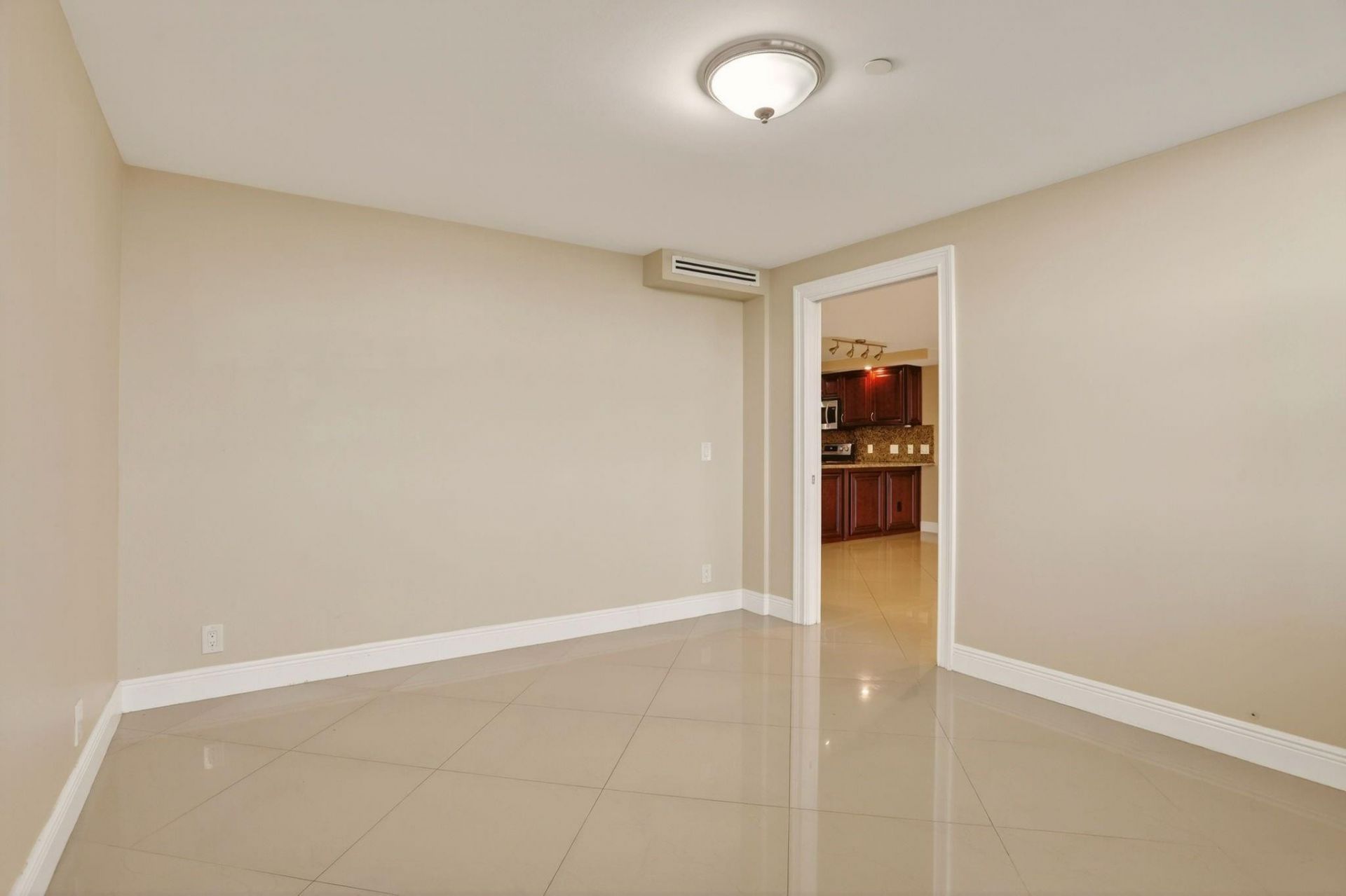 3499 Oaks Way, Unit 909, Pompano Beach, FL 33069 Photo