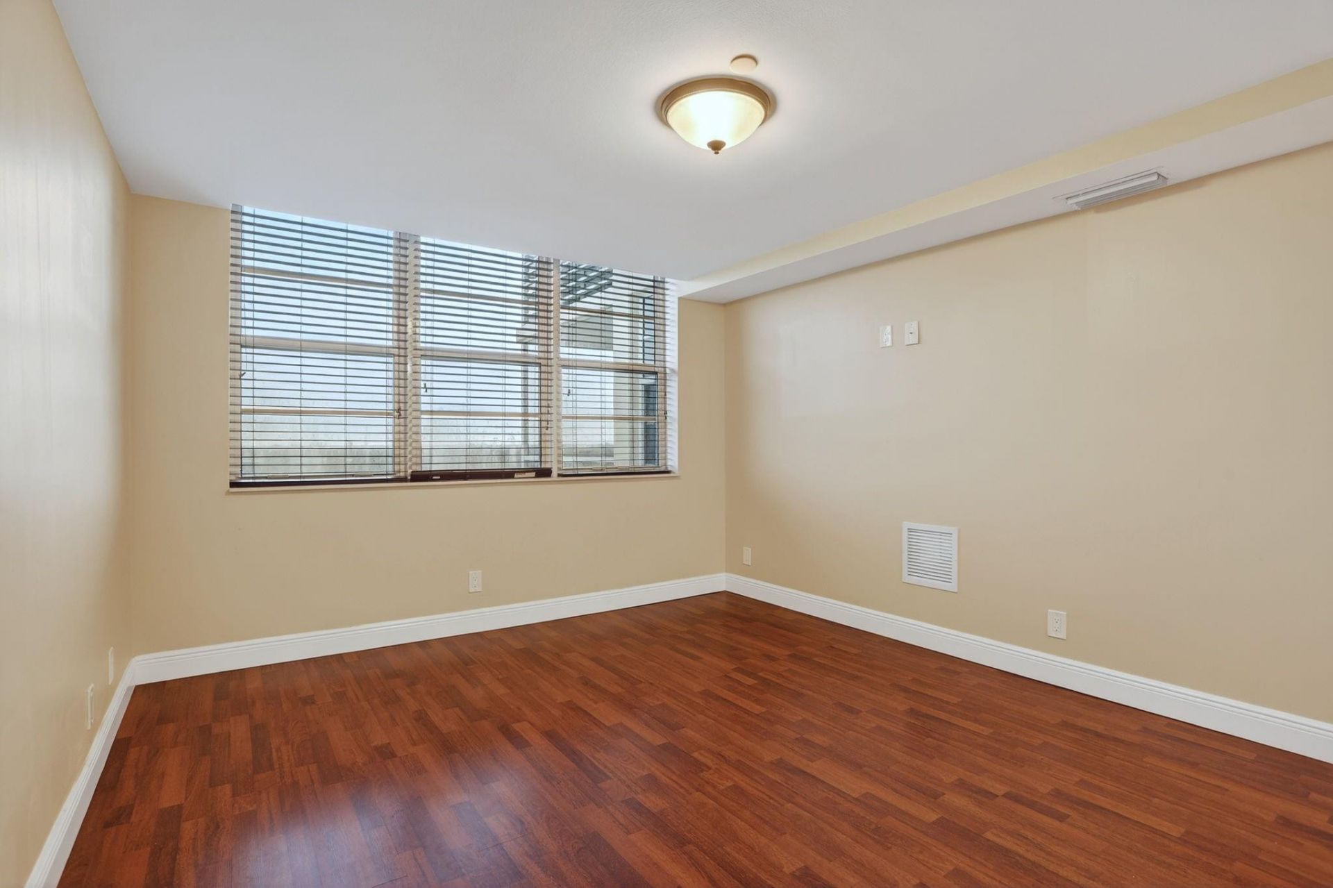 3499 Oaks Way, Unit 909, Pompano Beach, FL 33069 Photo