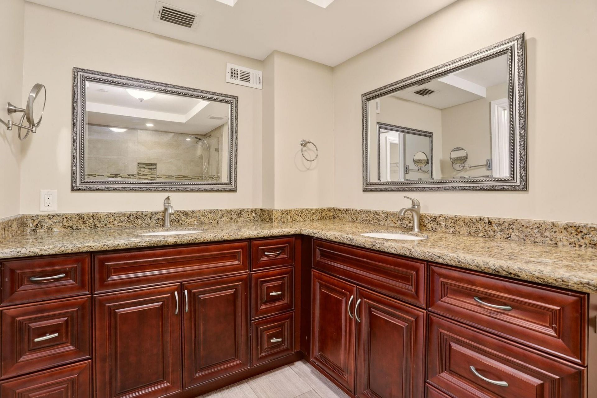 3499 Oaks Way, Unit 909, Pompano Beach, FL 33069 Photo