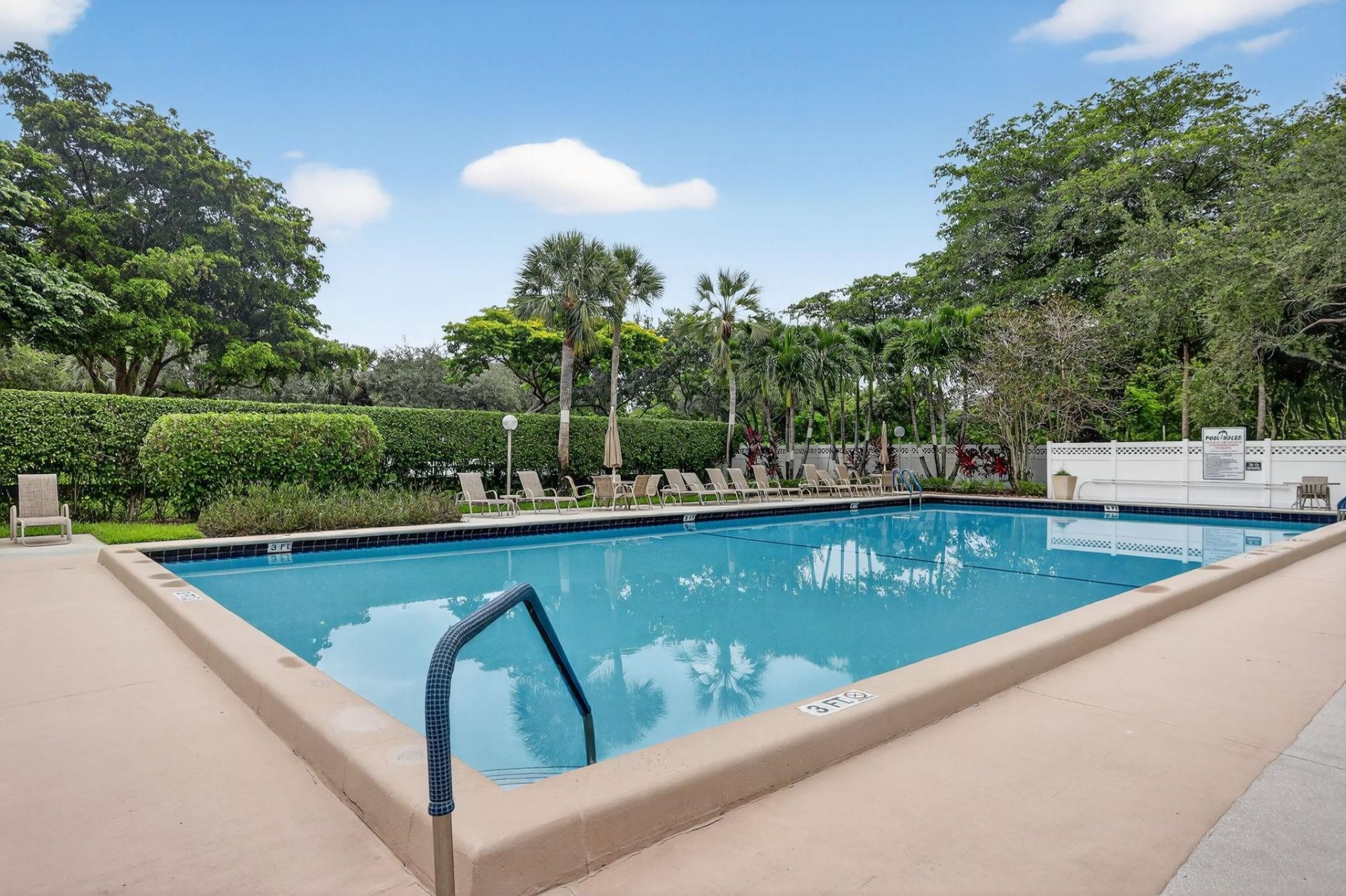 3499 Oaks Way, Unit 909, Pompano Beach, FL 33069 Photo