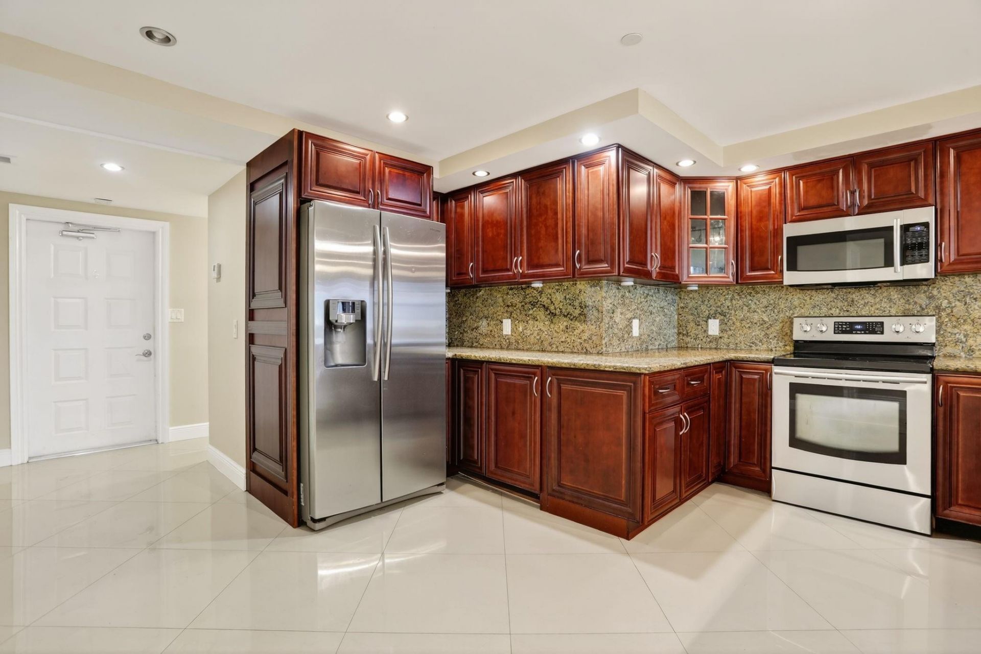 3499 Oaks Way, Unit 909, Pompano Beach, FL 33069 Photo