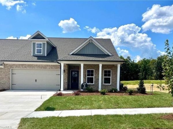 3606 Townland Circle, Clemmons, NC 27012