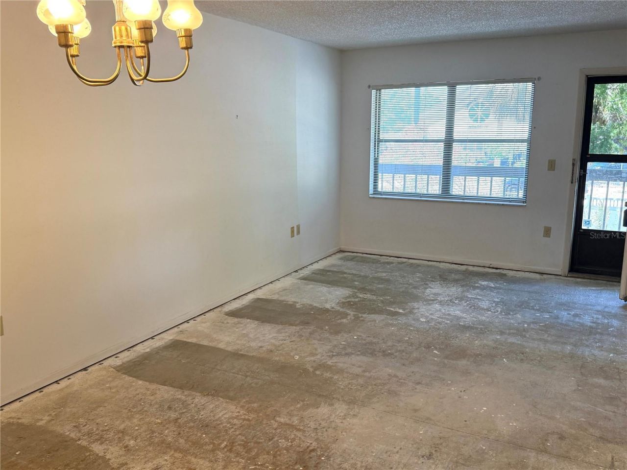 425 30th Avenue W, Unit C204, Bradenton, FL 34205 Photo