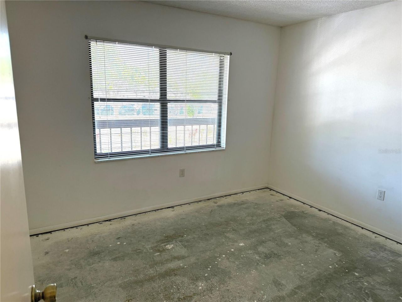 425 30th Avenue W, Unit C204, Bradenton, FL 34205 Photo