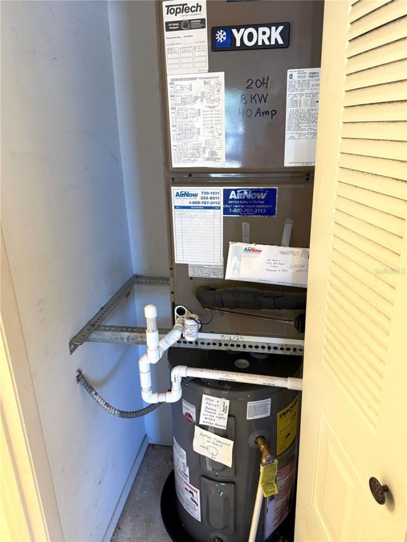 425 30th Avenue W, Unit C204, Bradenton, FL 34205 Photo