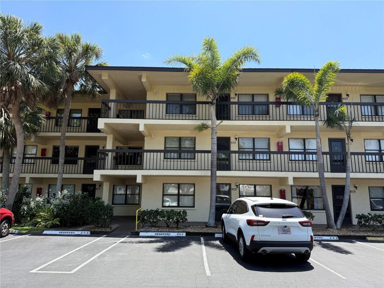 425 30th Avenue W, Unit C204, Bradenton, FL 34205 Photo