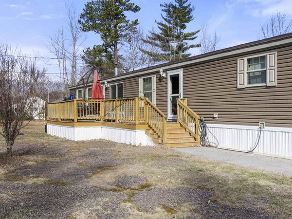 15 Trailer Avenue, Conway, NH 03818