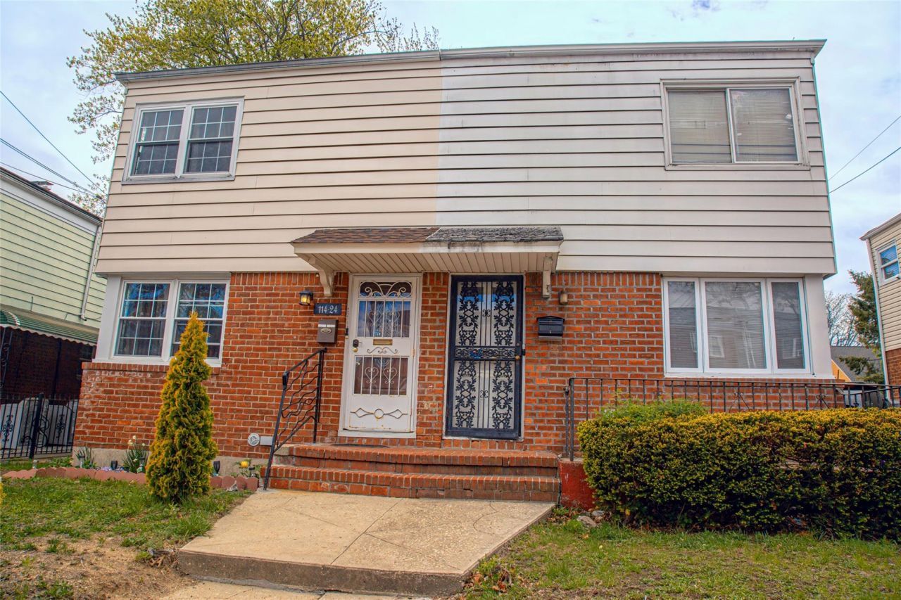 114-22 197 Street, Saint Albans, NY 11412 Main Photo