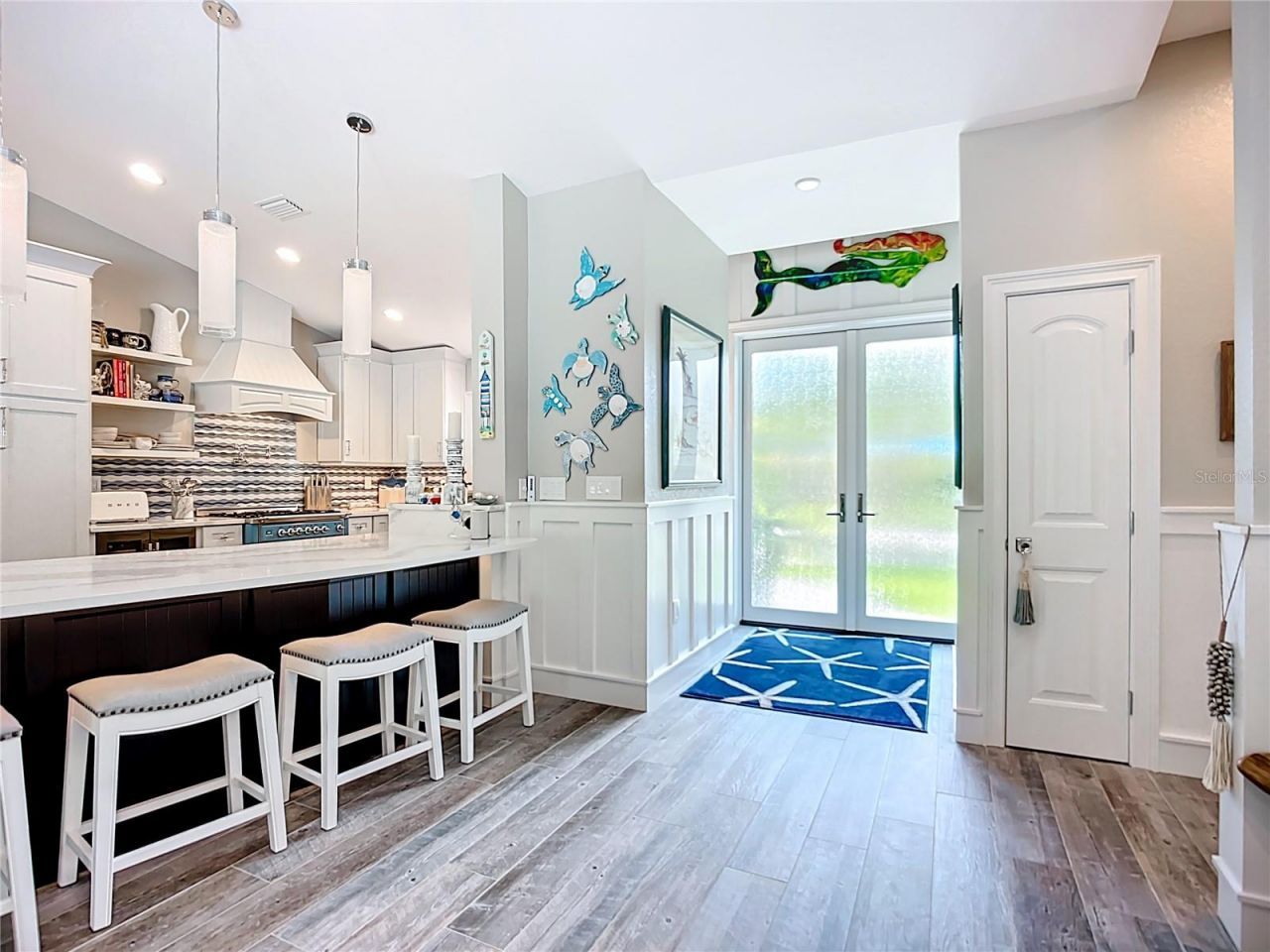 403 75th Street, Holmes Beach, FL 34217 Photo