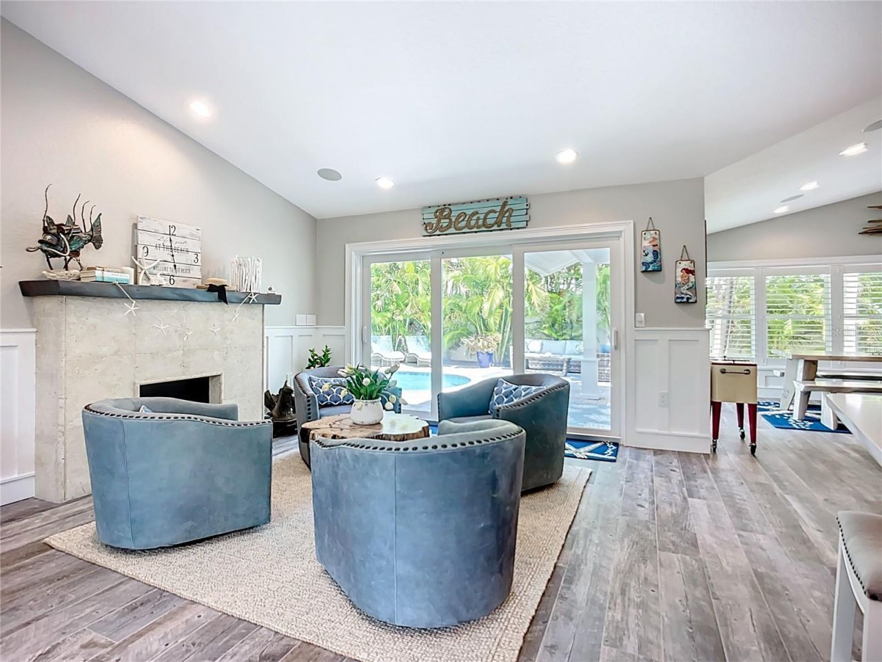 403 75th Street, Holmes Beach, FL 34217 Photo