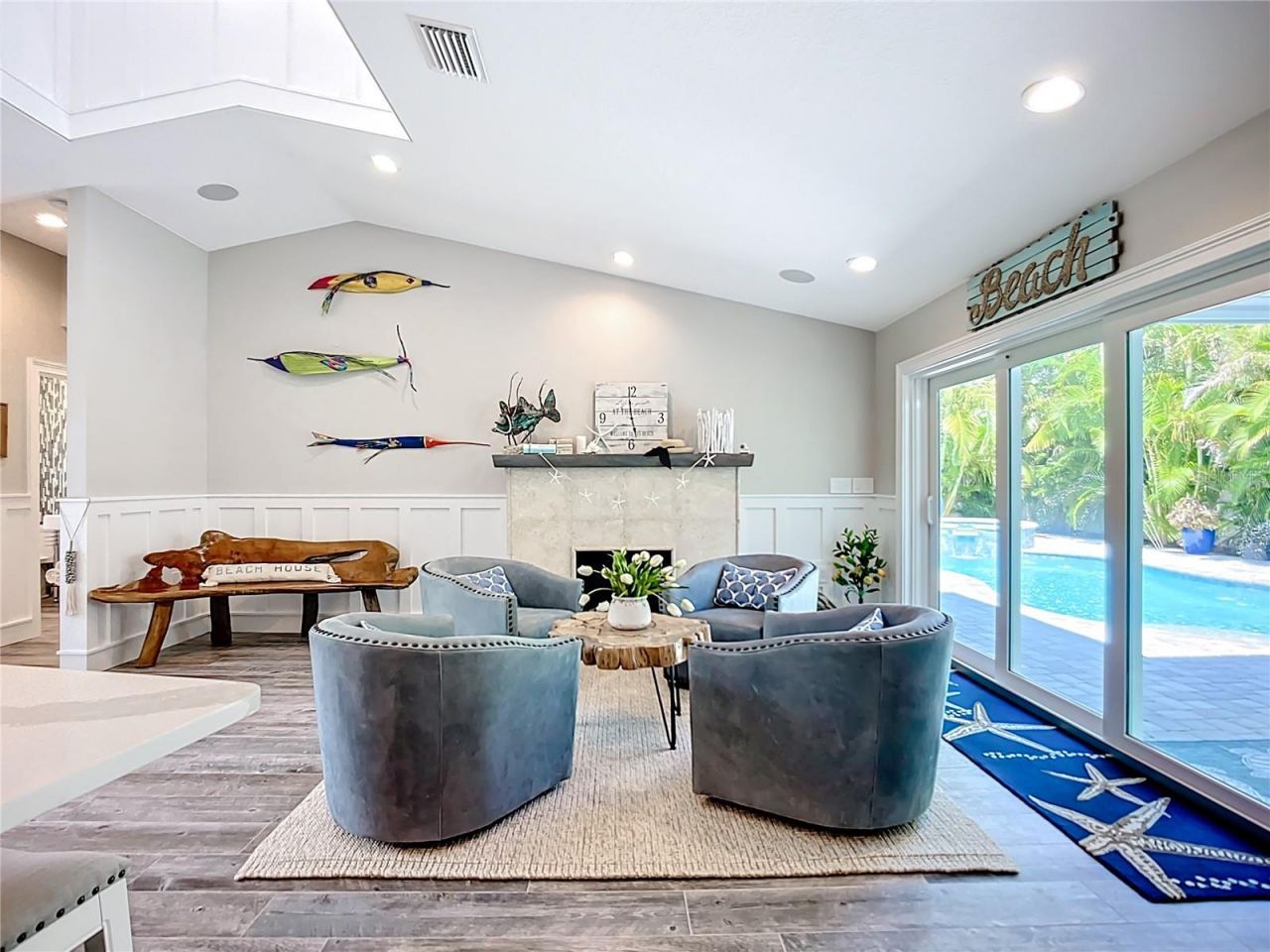 403 75th Street, Holmes Beach, FL 34217 Photo