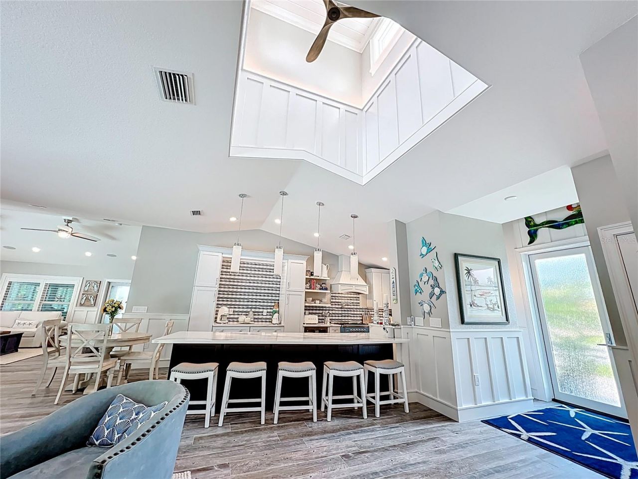 403 75th Street, Holmes Beach, FL 34217 Photo