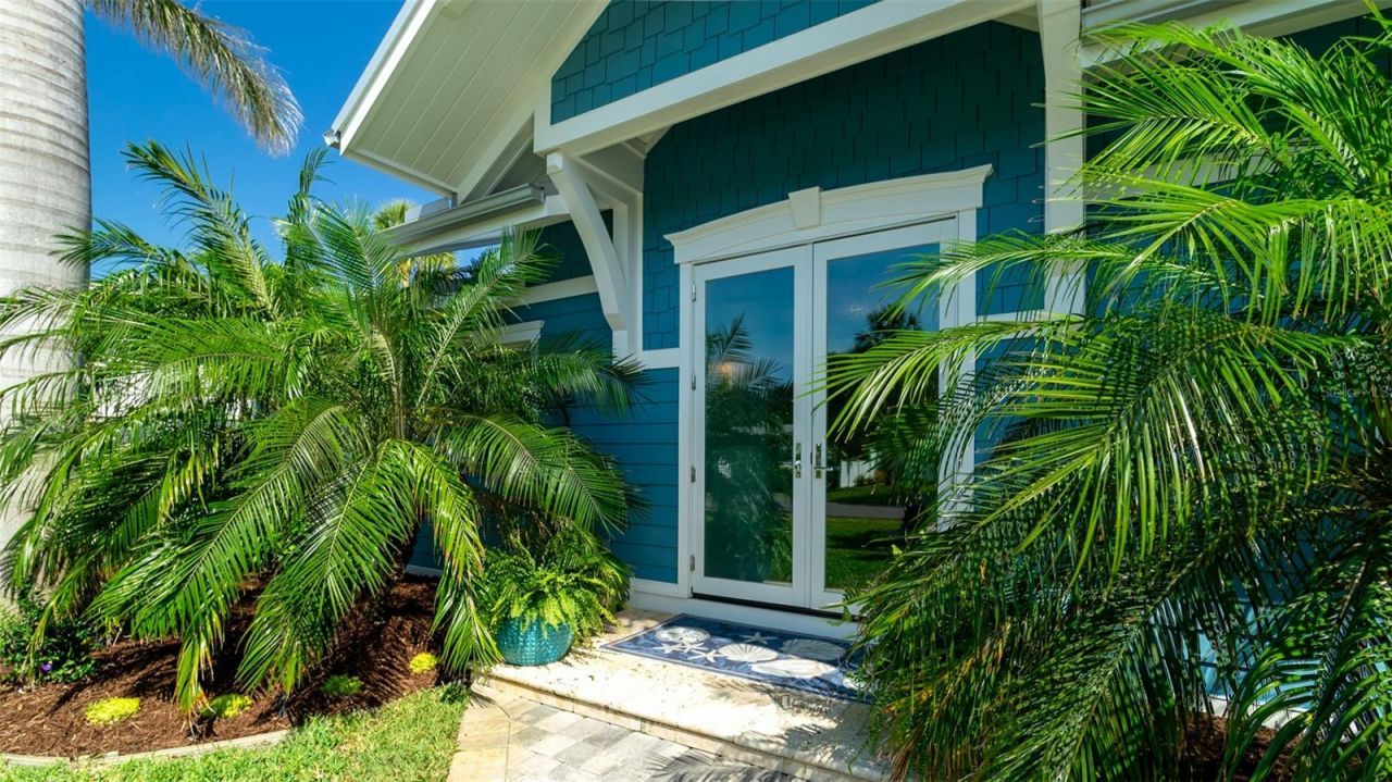 403 75th Street, Holmes Beach, FL 34217 Photo