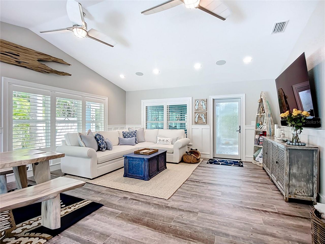 403 75th Street, Holmes Beach, FL 34217 Photo