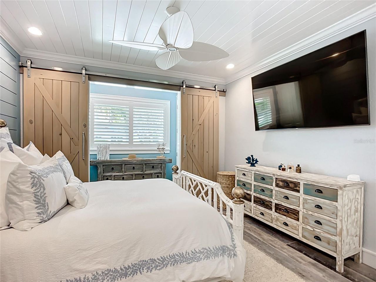 403 75th Street, Holmes Beach, FL 34217 Photo