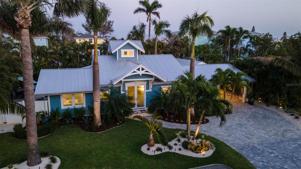 403 75th Street, Holmes Beach, FL 34217 Photo