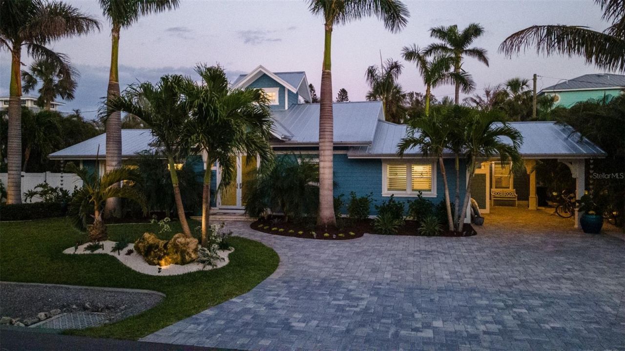 403 75th Street, Holmes Beach, FL 34217 Photo