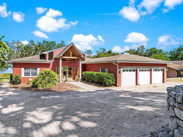 2400 N GRIFFIN DRIVE, LEESBURG, FL 34748