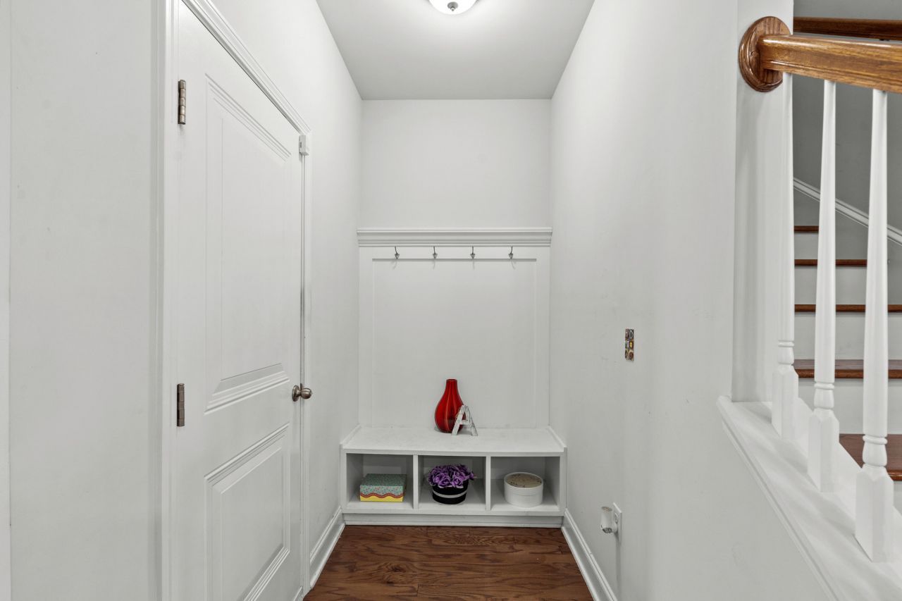 4246 Livorn Loop Photo 11