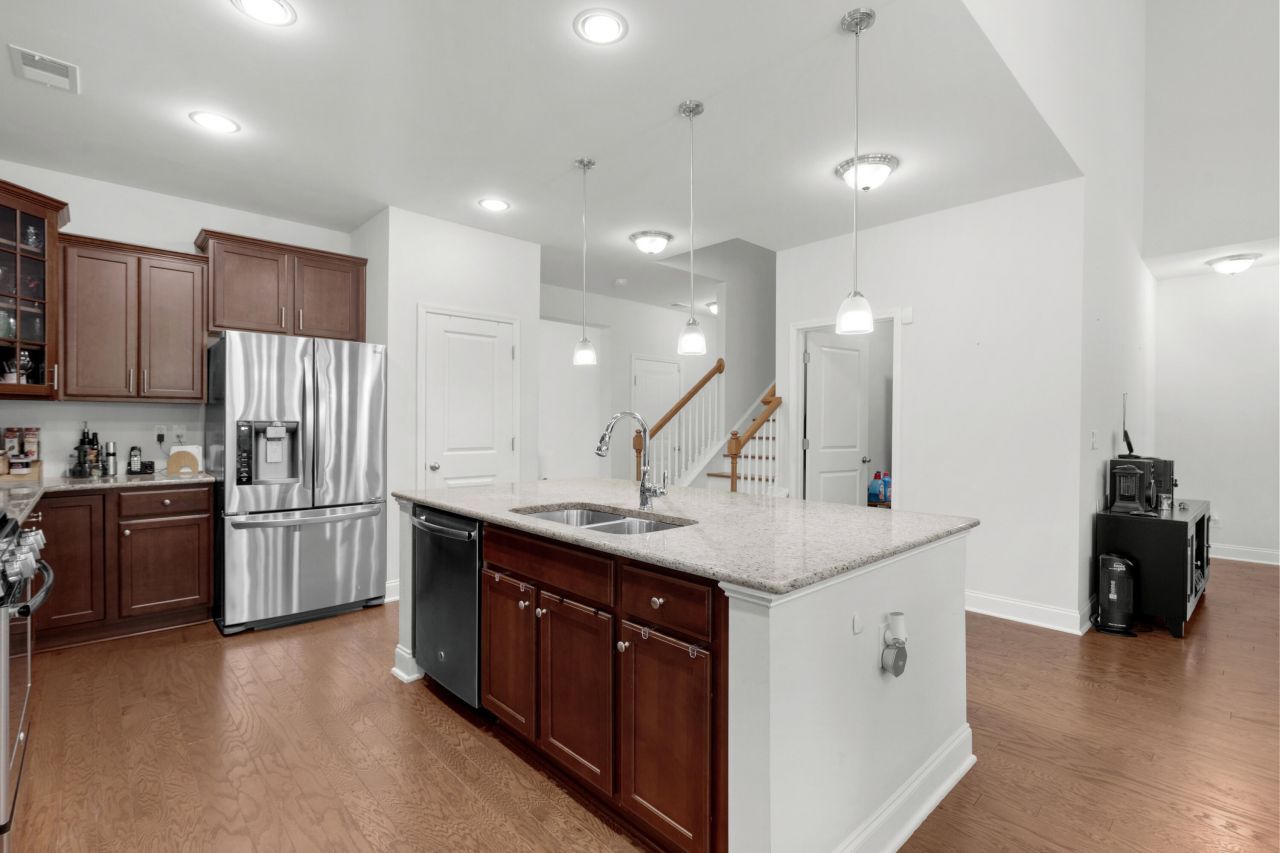 4246 Livorn Loop Photo 18