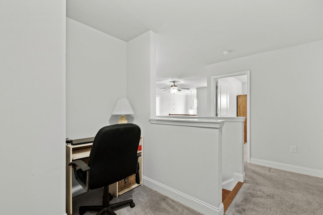 4246 Livorn Loop Photo 32