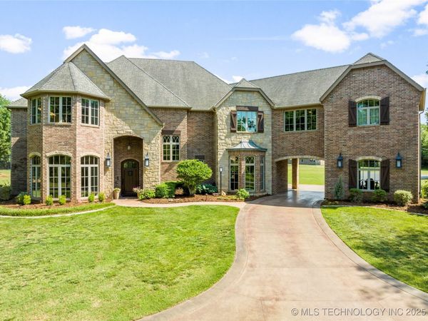 1211 N Cimarron Hill, Stillwater, OK 74075