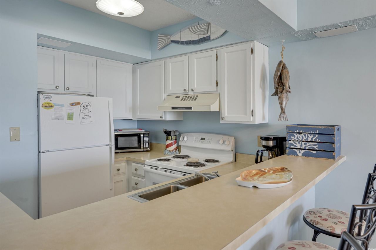 126 N Waccamaw Dr. Photo 9