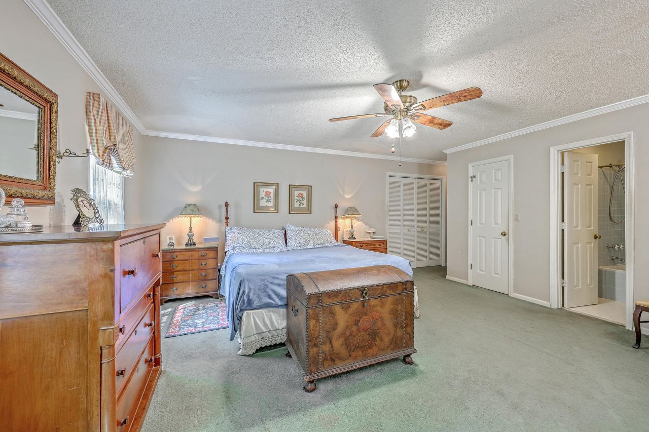 4942 Storage Road Photo 10