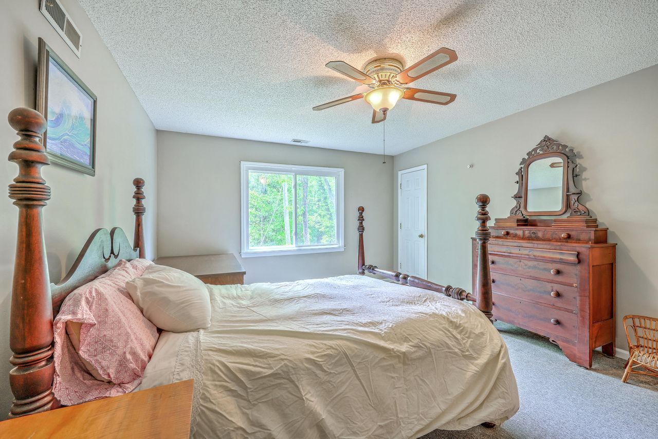 4942 Storage Road Photo 18