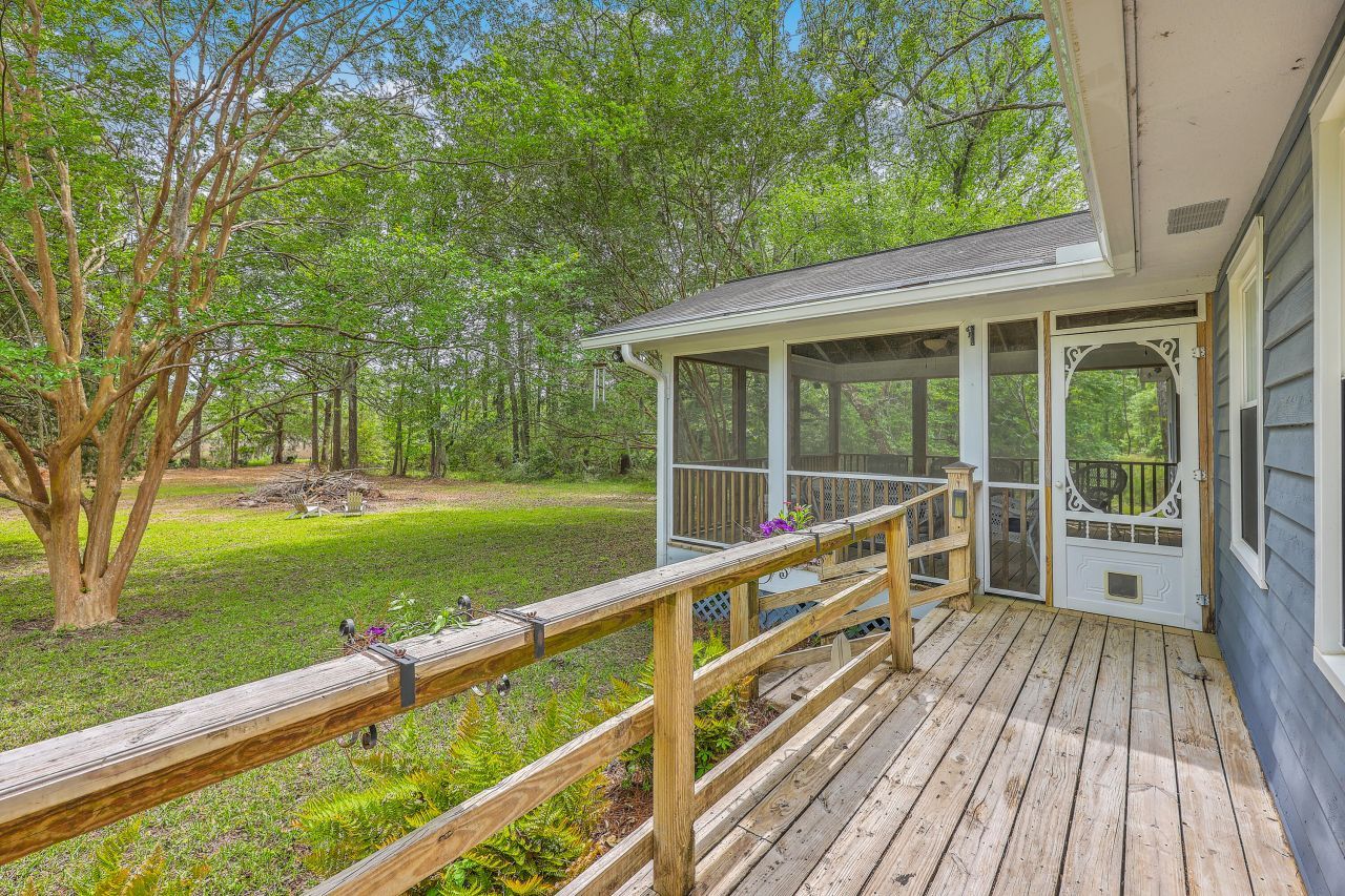 4942 Storage Road Photo 25