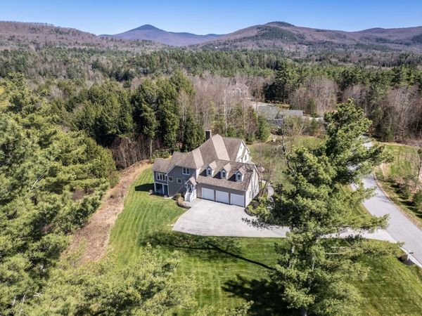 127 Wynnridge Drive, Rutland Town, VT 05701