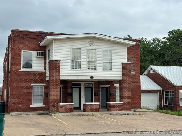 105 S Poplar Street, Sapulpa, OK 74066