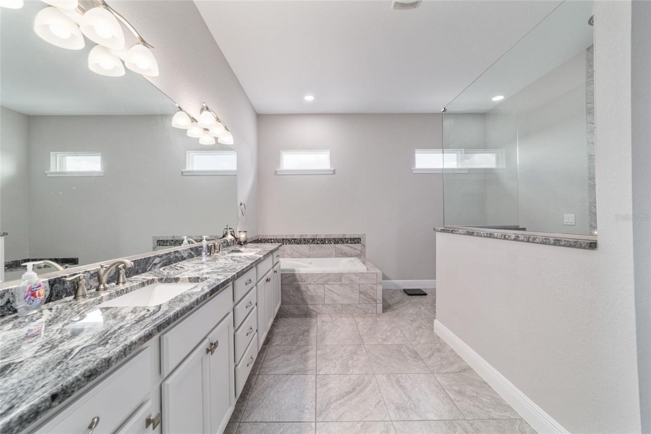 5489 Nantahala Lane, Lady Lake, FL 32159 Photo