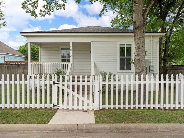 1012 Burnett Avenue, Waco, TX 76706