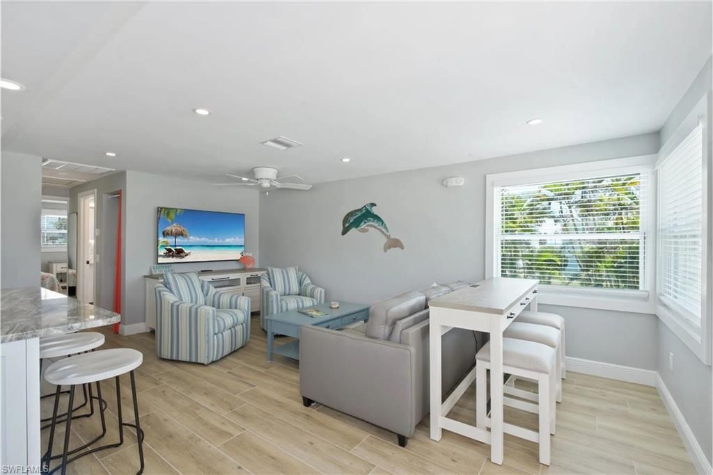 210 Dakota Ave, Fort Myers Beach, FL 33931 Photo