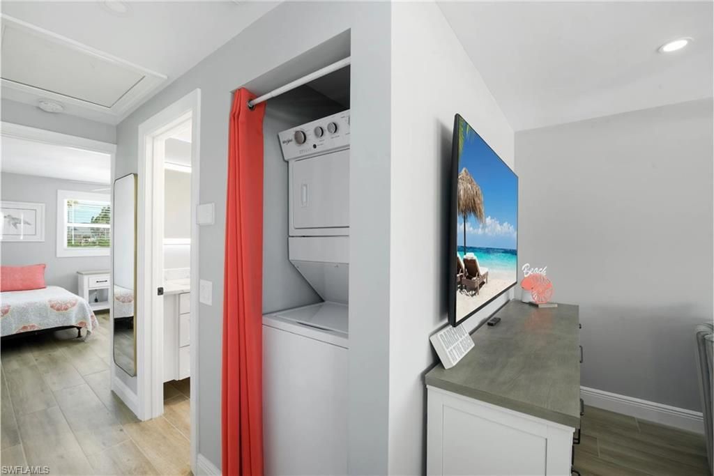 210 Dakota Ave, Fort Myers Beach, FL 33931 Photo