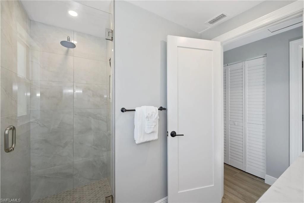 210 Dakota Ave, Fort Myers Beach, FL 33931 Photo