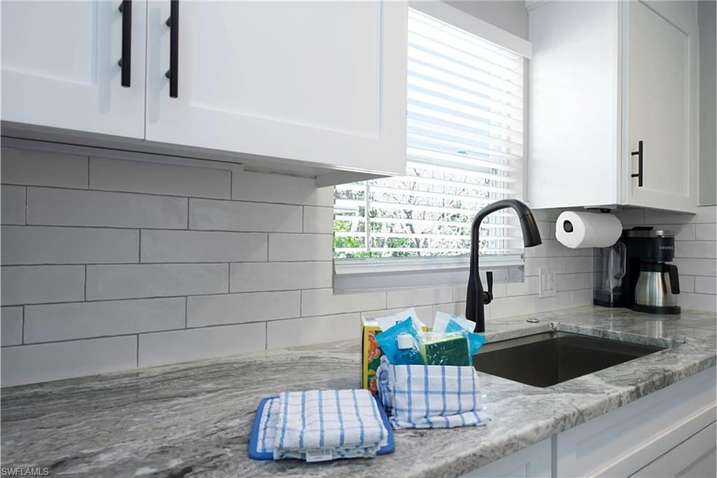 210 Dakota Ave, Fort Myers Beach, FL 33931 Photo